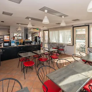 Otel Center 1 ***