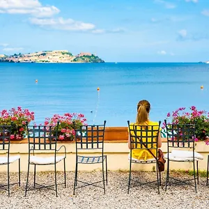 Ottone 5*, Portoferraio Italië